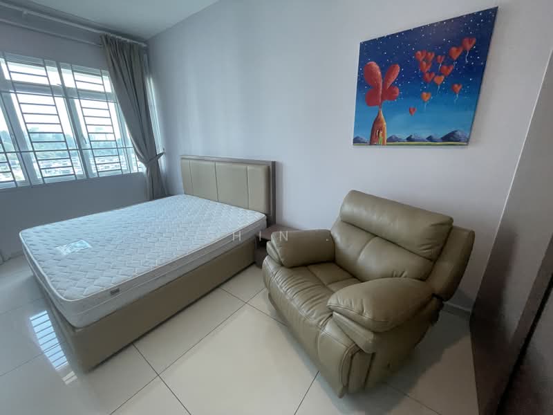 Condominium for Sale at Fairway Suites - Shin . - Bedroom - PropertyGuru.com.my