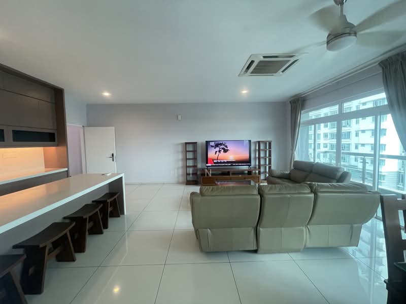 Condominium for Sale at Fairway Suites - Shin . - Living Room - PropertyGuru.com.my