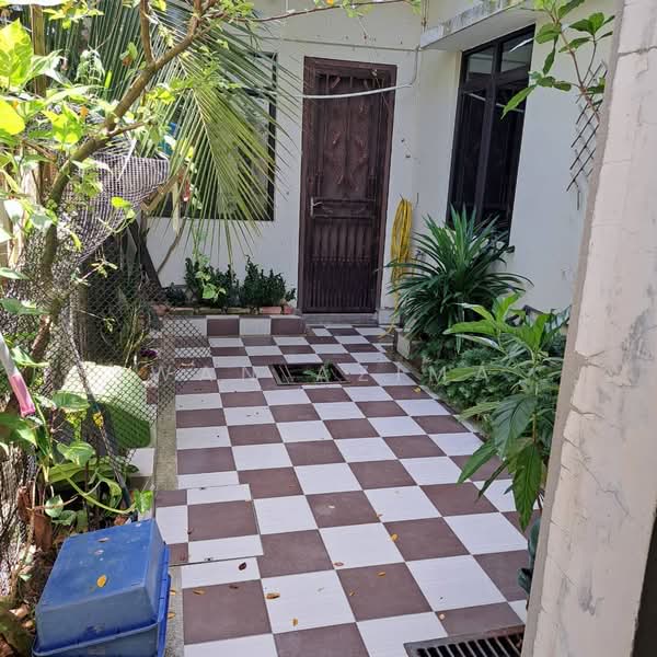 Semi-Detached House for Sale in Puncak Bestari (Puncak Alam) - Wan Azima - Exterior - PropertyGuru.com.my