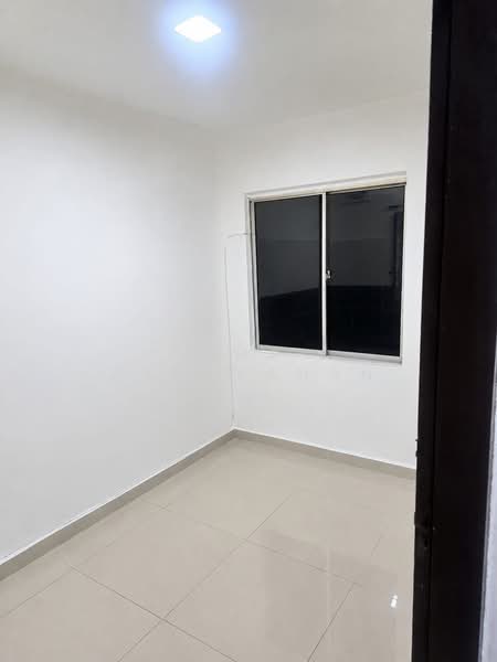 2-storey Terraced House for Rent in Taman Universiti (Sri Gading) - Sha Saravanan - Interior - PropertyGuru.com.my