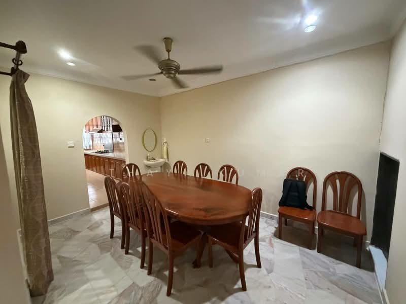 Rumah Teres 2 Tingkat untuk Dijual di Taman Gembira Baru (Klang) - Uthaya Kumar - Dining Room - PropertyGuru.com.my