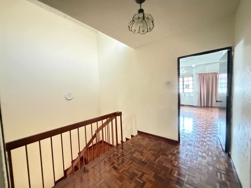 Rumah Teres 2 Tingkat untuk Dijual di Taman Gembira Baru (Klang) - Uthaya Kumar - Corridor - PropertyGuru.com.my