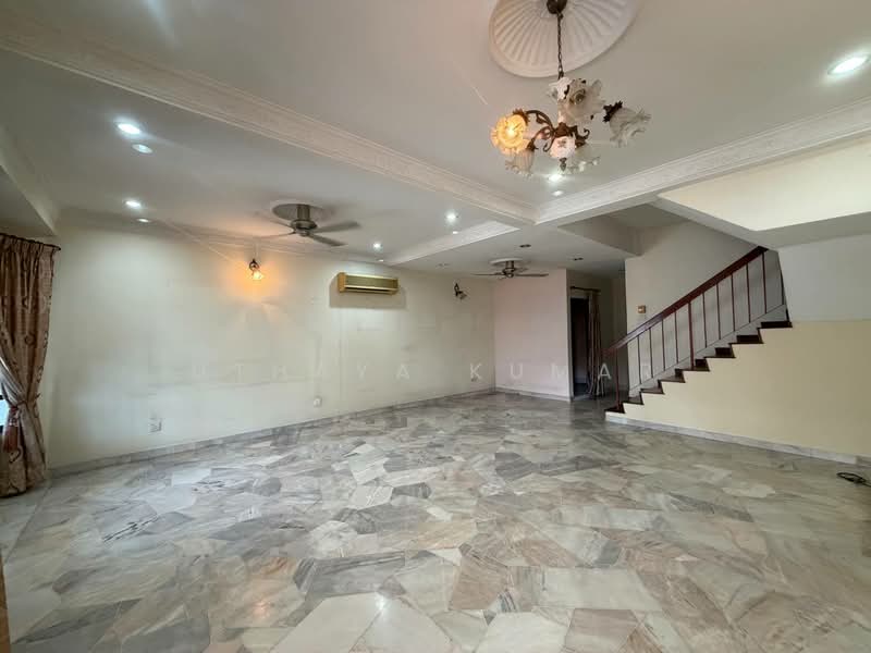 Rumah Teres 2 Tingkat untuk Dijual di Taman Gembira Baru (Klang) - Uthaya Kumar - Living Room - PropertyGuru.com.my