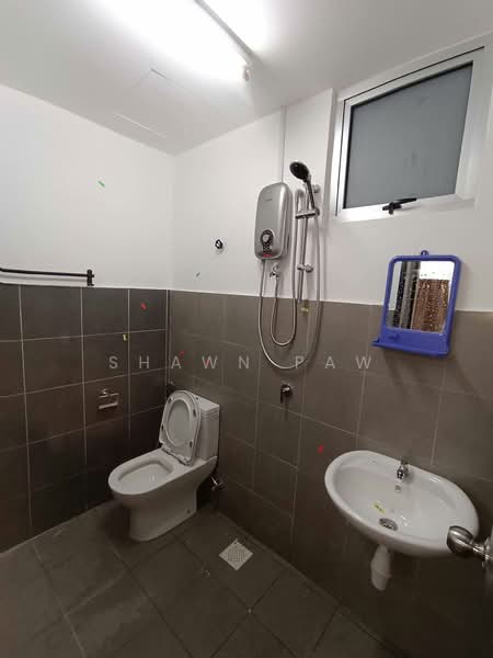 Pangsapuri untuk Disewa di Residensi Akasia Jubilee - Shawn Paw - Bathroom - PropertyGuru.com.my