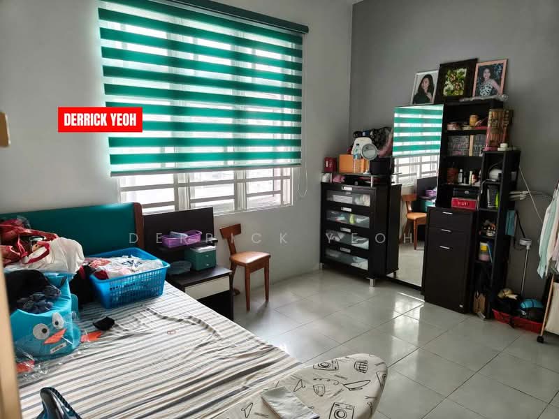 Kondominium untuk Dijual di Bayswater Resort Condominium - Derrick Yeoh - Bedroom - PropertyGuru.com.my