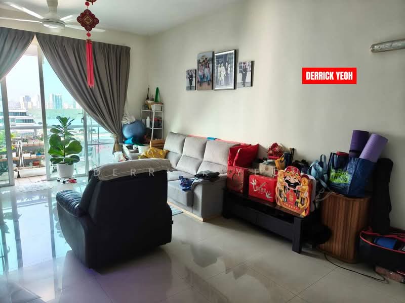 Kondominium untuk Dijual di Bayswater Resort Condominium - Derrick Yeoh - Living Room - PropertyGuru.com.my