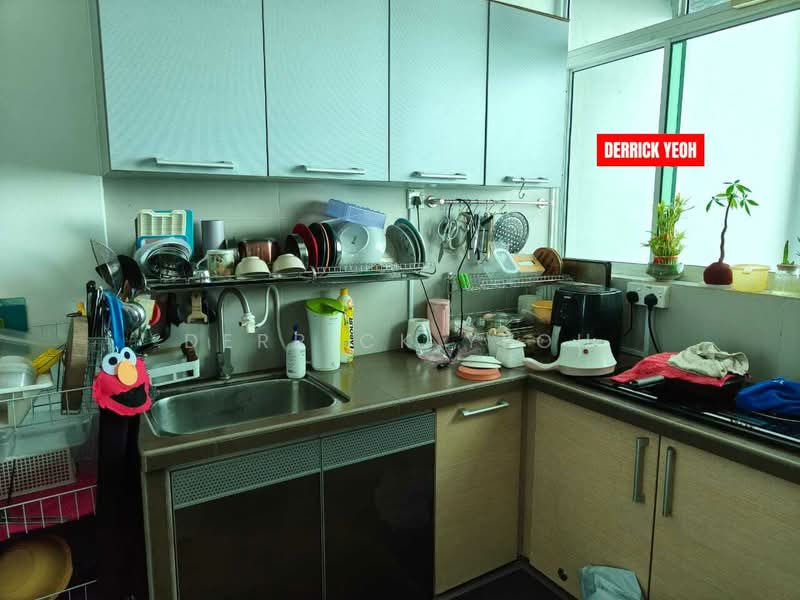 Kondominium untuk Dijual di Bayswater Resort Condominium - Derrick Yeoh - Kitchen - PropertyGuru.com.my