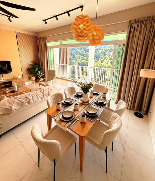 Kondominium untuk Disewa di Ferringhi Residence 2 - Wilson Goh - Living Room - PropertyGuru.com.my