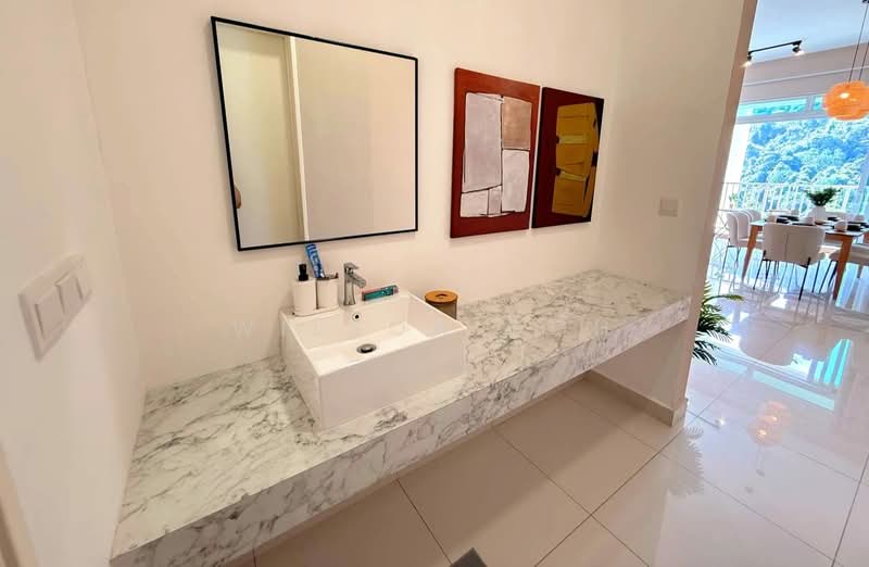 Kondominium untuk Disewa di Ferringhi Residence 2 - Wilson Goh - Bathroom - PropertyGuru.com.my