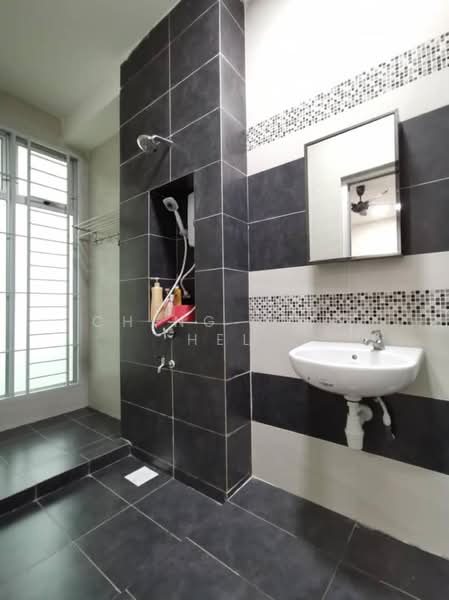 Condominium for Rent at The Seed Taman Sutera Utama - Ching Ling Hel - Bathroom - PropertyGuru.com.my