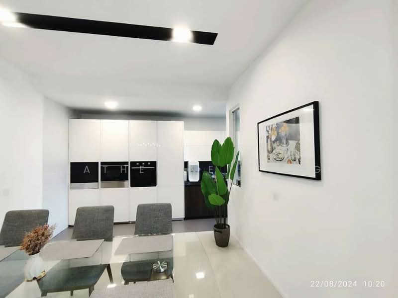 3-storey Terraced House for Rent in Rawang (Selangor) - Katherine Leong - Dining Room - PropertyGuru.com.my