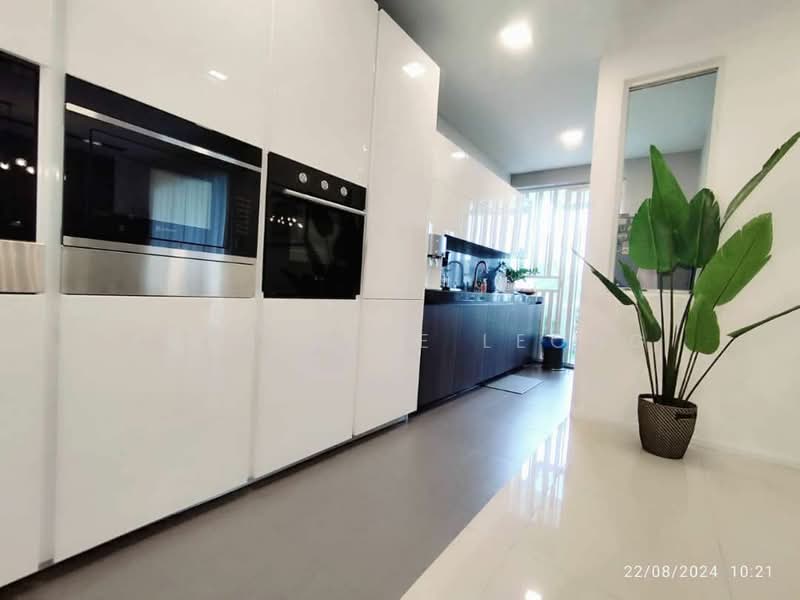 3-storey Terraced House for Rent in Rawang (Selangor) - Katherine Leong - Kitchen - PropertyGuru.com.my