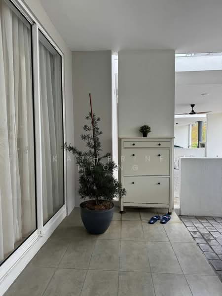3-storey Terraced House for Rent in Rawang (Selangor) - Katherine Leong - Balcony - PropertyGuru.com.my