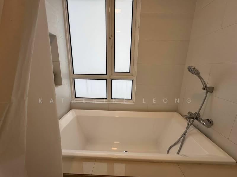 3-storey Terraced House for Rent in Rawang (Selangor) - Katherine Leong - Bathroom - PropertyGuru.com.my