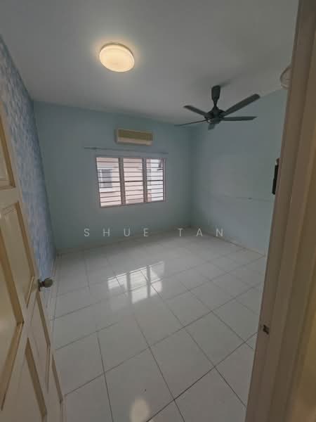 Semi-Detached House for Rent in Taman Aman Perdana (Kapar) - Shue Tan - PropertyGuru.com.my