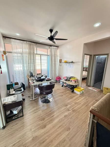 Rumah Berkembar untuk Dijual di Taman Bukit Jaya (Ulu Tiram) - Moi Fang Chai - Study - PropertyGuru.com.my