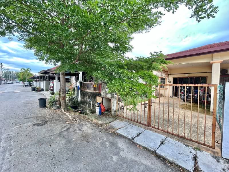 1-storey Terraced House for Sale in Taman Meru Sejahtera (Kapar) - Firdaus Hamidun - PropertyGuru.com.my