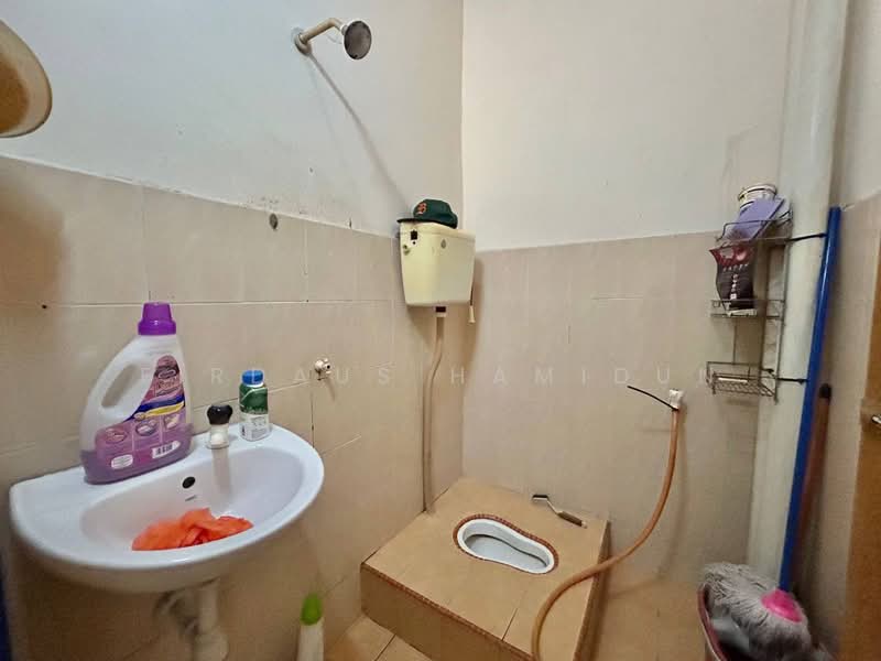 1-storey Terraced House for Sale in Taman Meru Sejahtera (Kapar) - Firdaus Hamidun - PropertyGuru.com.my