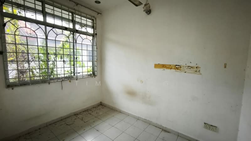 1-storey Terraced House for Sale in Taman Angkasa Nuri (Durian Tunggal) - Tim Piong - Interior - PropertyGuru.com.my