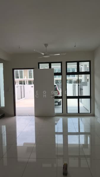 2-storey Terraced House for Rent in Bandar Uda Utama (Johor Bahru) - Peggie Chua - Entrance - PropertyGuru.com.my
