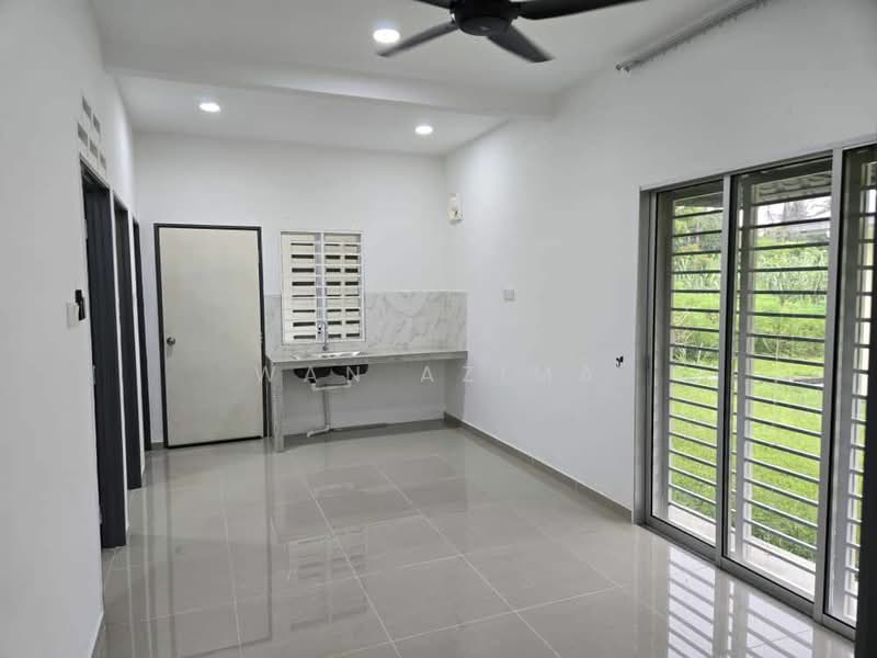 Rumah Berkembar untuk Disewa di Sungai Buloh (Selangor) - Wan Azima - Kitchen - PropertyGuru.com.my