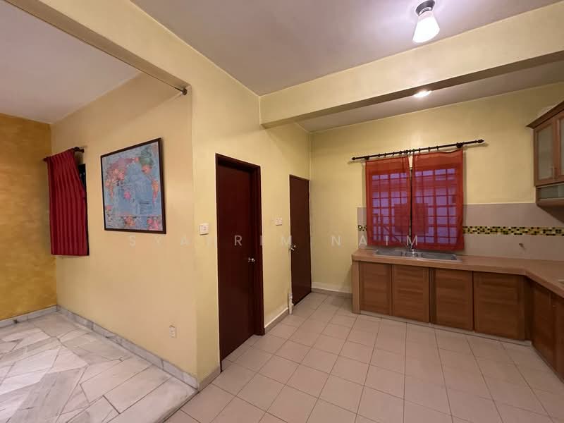 2-storey Terraced House for Sale in Putra Heights (Subang Jaya) - Syahrim Naim - Kitchen - PropertyGuru.com.my