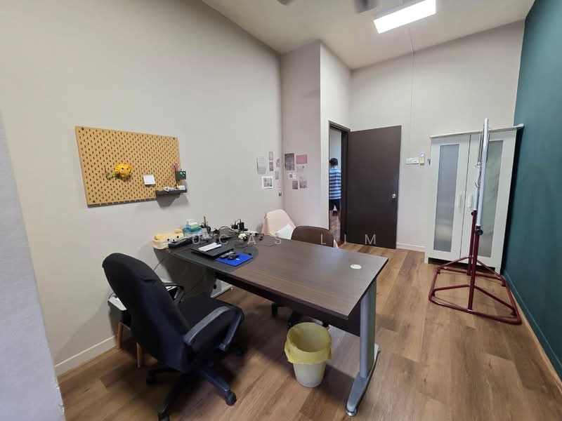 Terraced House for Sale in KL City Centre (Kuala Lumpur) - Lucas Lim - Study - PropertyGuru.com.my