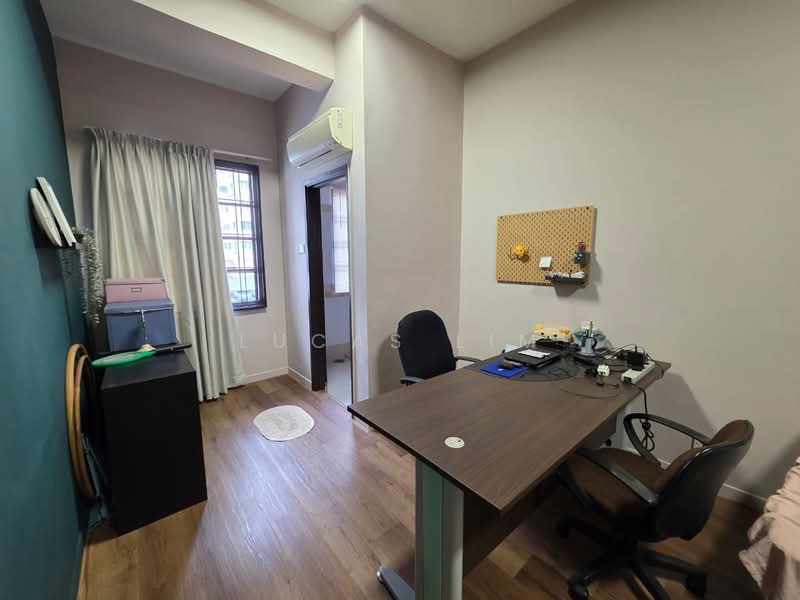 Terraced House for Sale in KL City Centre (Kuala Lumpur) - Lucas Lim - Study - PropertyGuru.com.my
