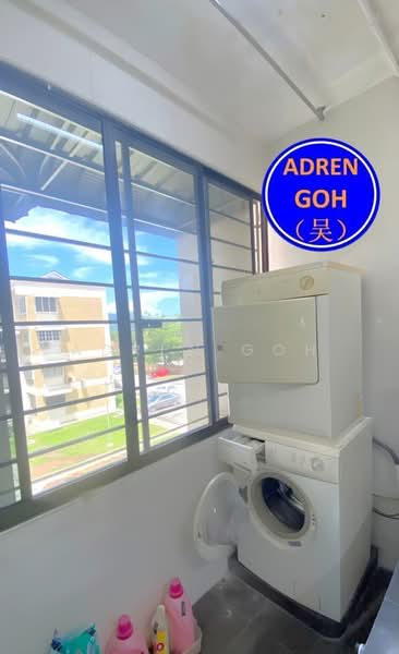 Pangsapuri untuk Disewa di Mawar Apartment - Adren Goh - Balcony - PropertyGuru.com.my