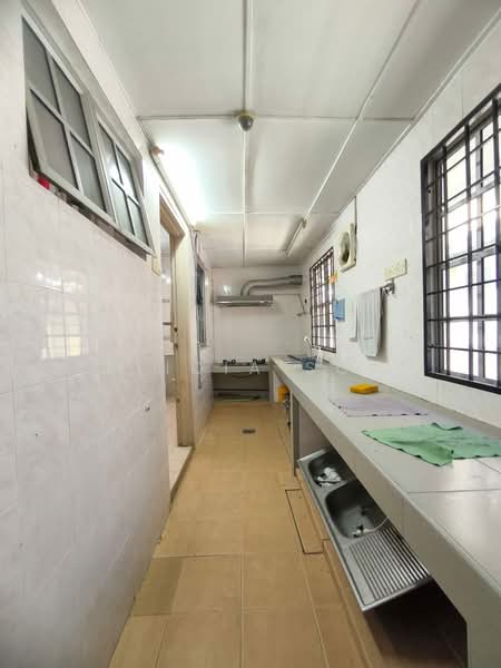 2-storey Terraced House for Rent in Bukit Rahman Putra (Sungai Buloh) - Alicia Soo - Kitchen - PropertyGuru.com.my