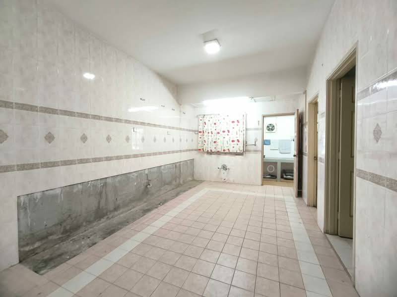 2-storey Terraced House for Rent in Bukit Rahman Putra (Sungai Buloh) - Alicia Soo - Kitchen - PropertyGuru.com.my