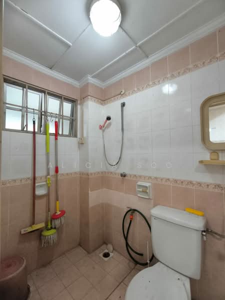 2-storey Terraced House for Rent in Bukit Rahman Putra (Sungai Buloh) - Alicia Soo - Bathroom - PropertyGuru.com.my