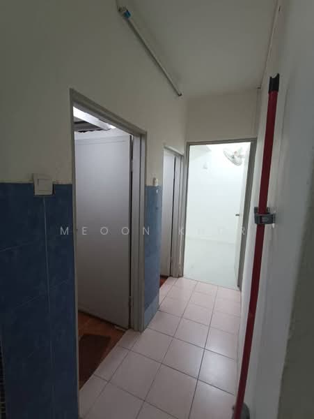Apartment for Rent at Pinggiran Batu Caves - Meoon Khor - Corridor - PropertyGuru.com.my