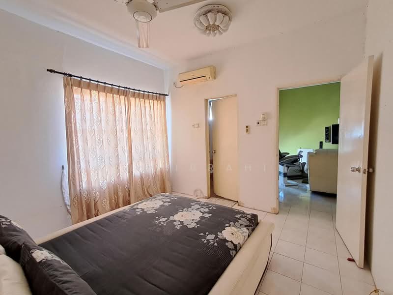 Apartment for Sale at Merdeka Villa - Azli Ibrahim - Bedroom - PropertyGuru.com.my