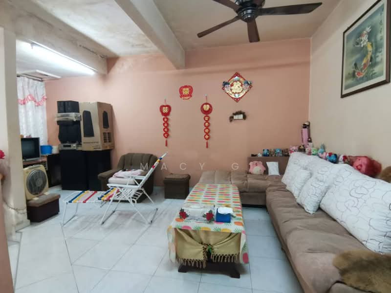 2-storey Terraced House for Sale in Taman Kasturi (Melaka City) - Macy G - Living Room - PropertyGuru.com.my