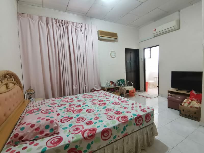 2-storey Terraced House for Sale in Taman Kasturi (Melaka City) - Macy G - Bedroom - PropertyGuru.com.my