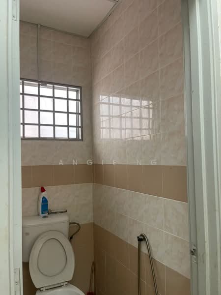 Shop / Office for Sale in Putra Heights (Subang Jaya) - Angie Ng - PropertyGuru.com.my