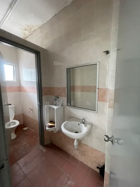 Shop / Office for Sale in Putra Heights (Subang Jaya) - Angie Ng - PropertyGuru.com.my