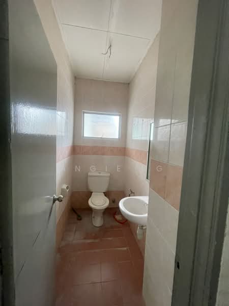 Shop / Office for Sale in Putra Heights (Subang Jaya) - Angie Ng - PropertyGuru.com.my
