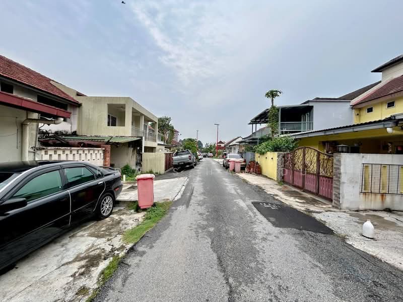 Rumah Teres 2 Tingkat untuk Dijual di Seksyen 1a (Petaling Jaya) - Firdaus Hamidun - PropertyGuru.com.my