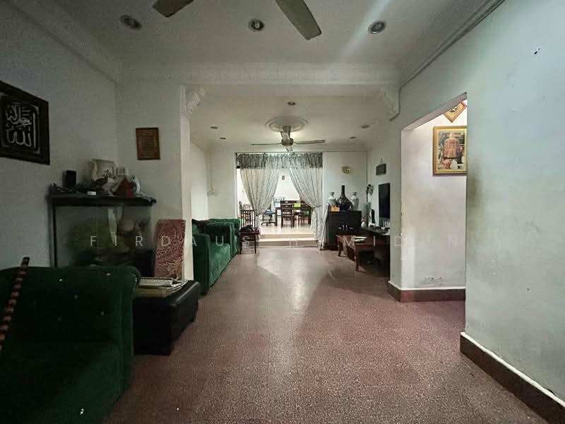 Rumah Teres 2 Tingkat untuk Dijual di Seksyen 1a (Petaling Jaya) - Firdaus Hamidun - PropertyGuru.com.my