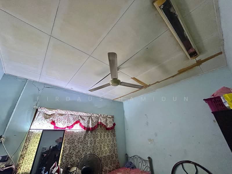 Rumah Teres 2 Tingkat untuk Dijual di Seksyen 1a (Petaling Jaya) - Firdaus Hamidun - PropertyGuru.com.my
