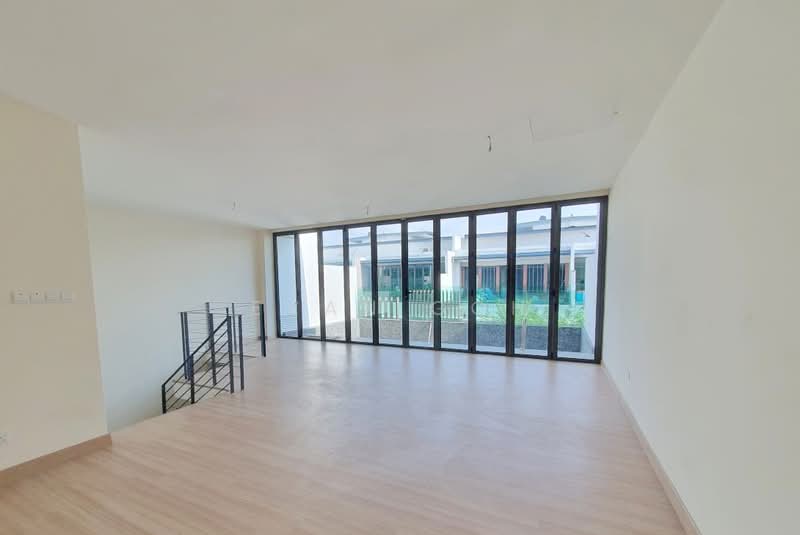 Rumah Teres 3 Tingkat untuk Dijual di Bandar Nusaputra (Puchong) - Evan Goh - Living Room - PropertyGuru.com.my
