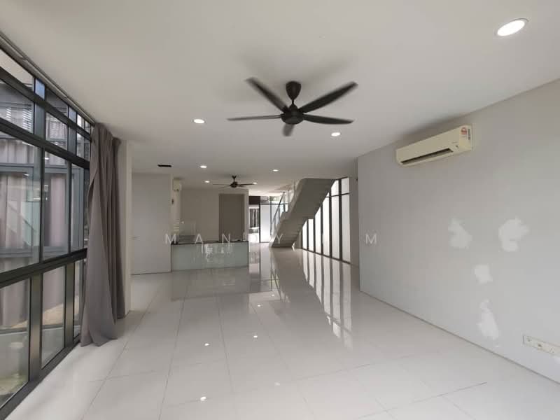 3-storey Terraced House for Rent in Cyberjaya (Selangor) - Mandy Lim - Living Room - PropertyGuru.com.my