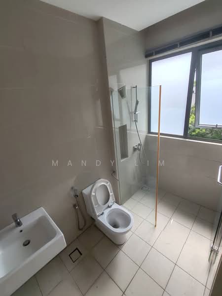 3-storey Terraced House for Rent in Cyberjaya (Selangor) - Mandy Lim - Bathroom - PropertyGuru.com.my