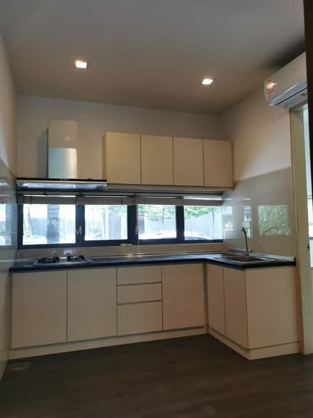 Rumah Teres 3 Tingkat untuk Disewa di Cyberjaya (Selangor) - Mandy Lim - Kitchen - PropertyGuru.com.my