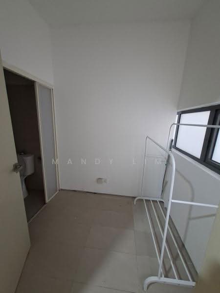 3-storey Terraced House for Rent in Cyberjaya (Selangor) - Mandy Lim - Bathroom - PropertyGuru.com.my