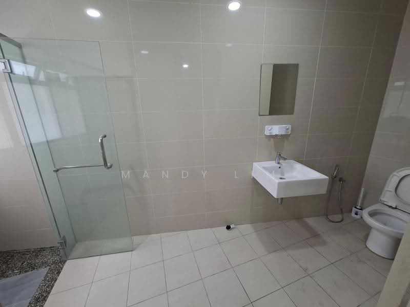 3-storey Terraced House for Rent in Cyberjaya (Selangor) - Mandy Lim - Bathroom - PropertyGuru.com.my