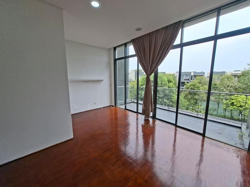 3-storey Terraced House for Rent in Cyberjaya (Selangor) - Mandy Lim - Balcony - PropertyGuru.com.my