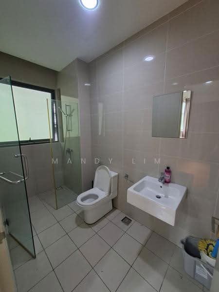 3-storey Terraced House for Rent in Cyberjaya (Selangor) - Mandy Lim - Bathroom - PropertyGuru.com.my